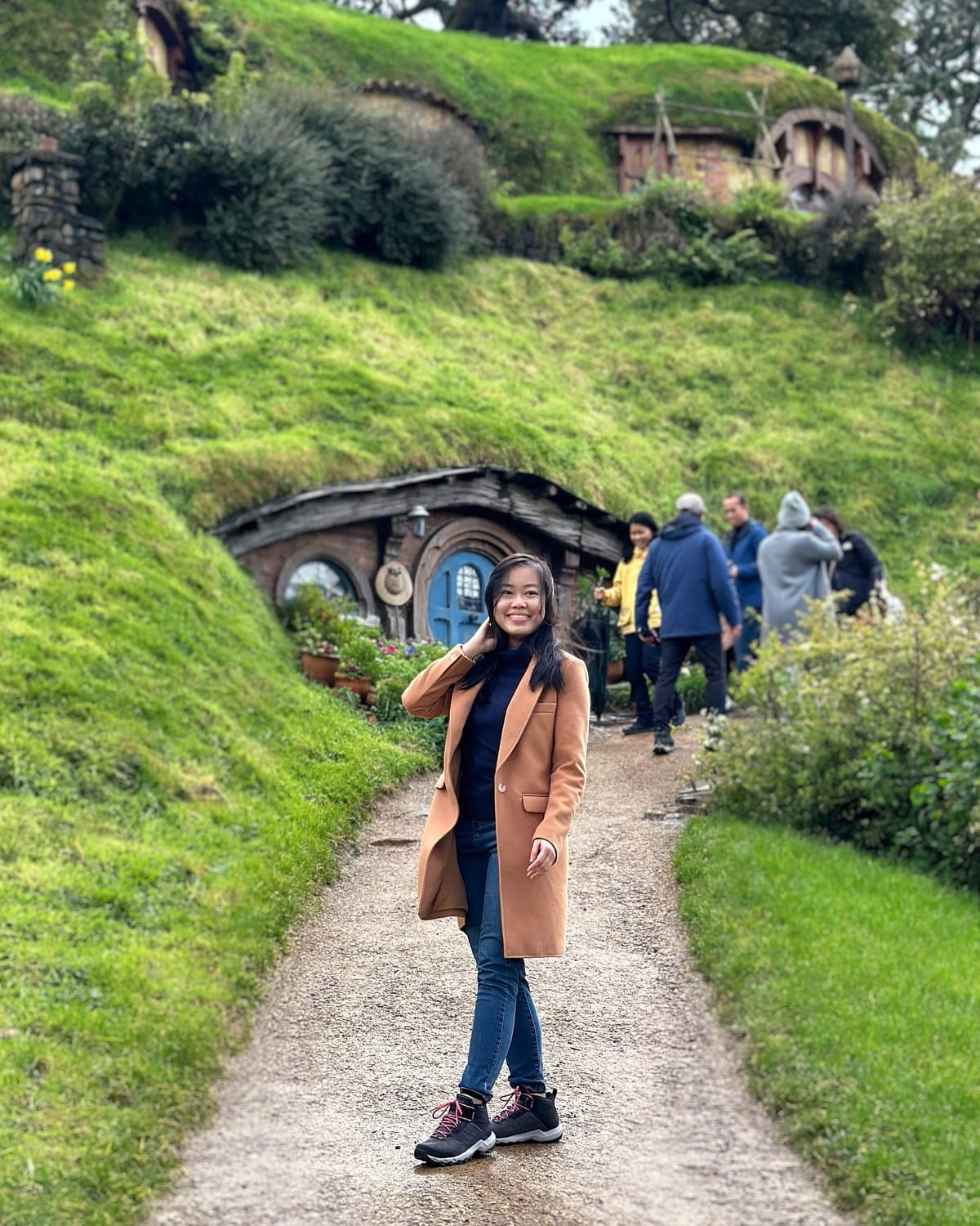 Hobbiton Movie Set — New Zealand Lord of the Rings Experience