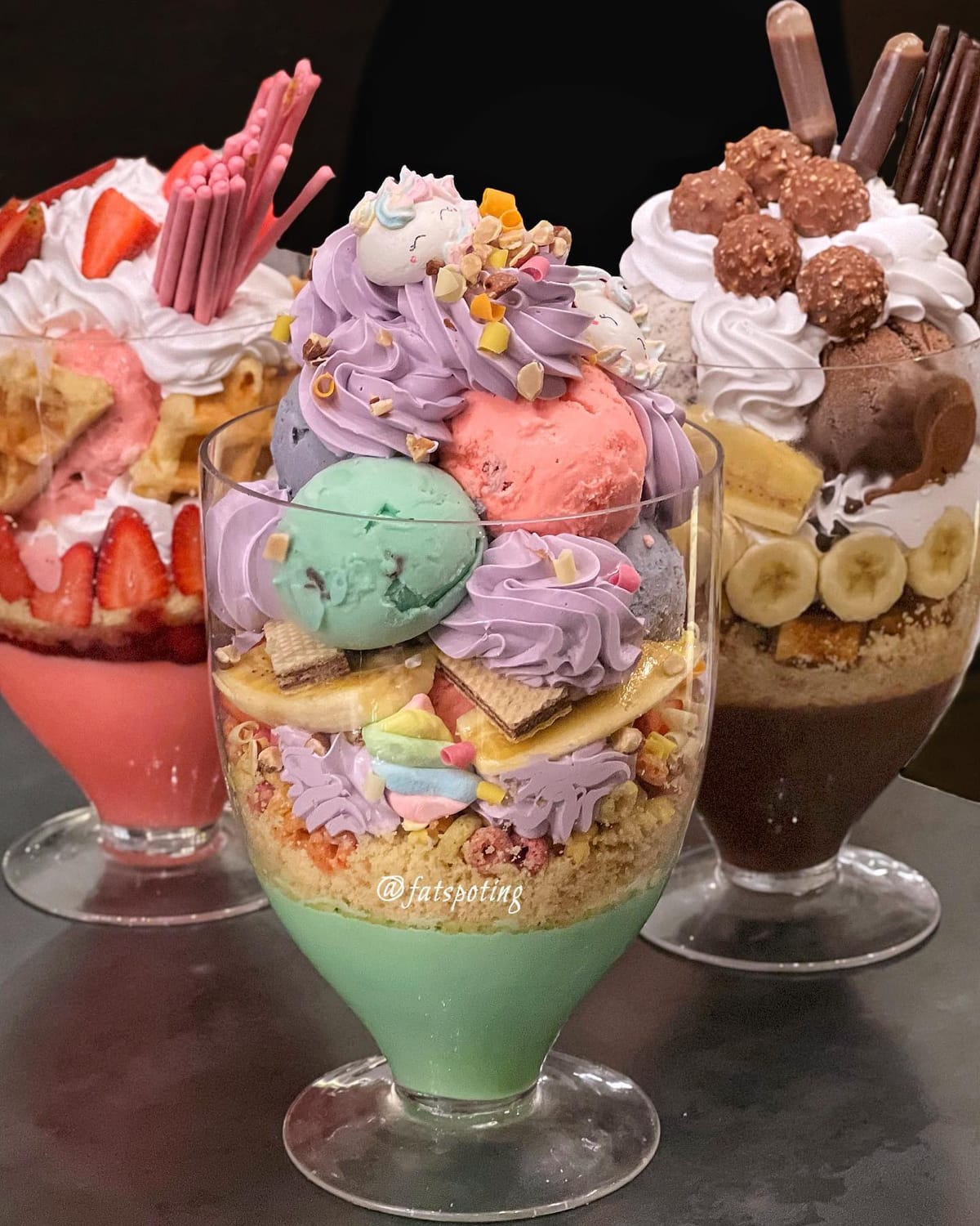 Earle Swensen's — The Big Sundae