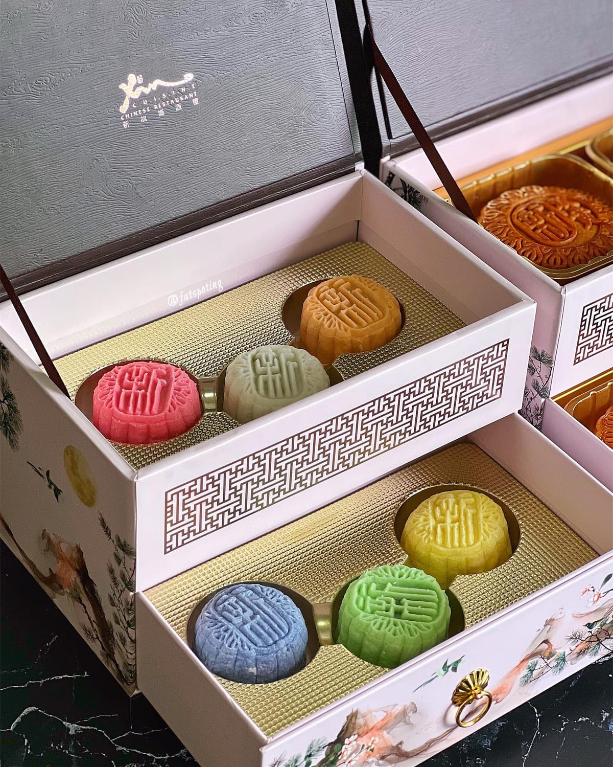 Xin Cuisine — Mid-Autumn Mooncakes 2022
