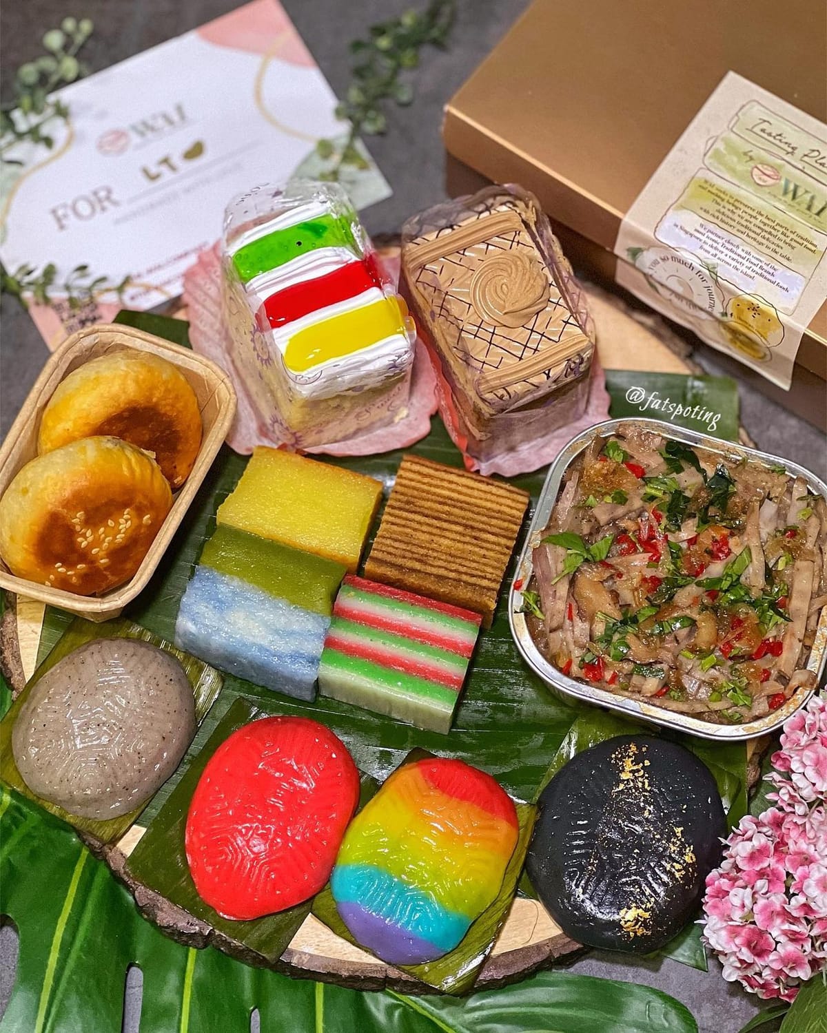 The Wai Company — Premium Traditional Signatures Platter