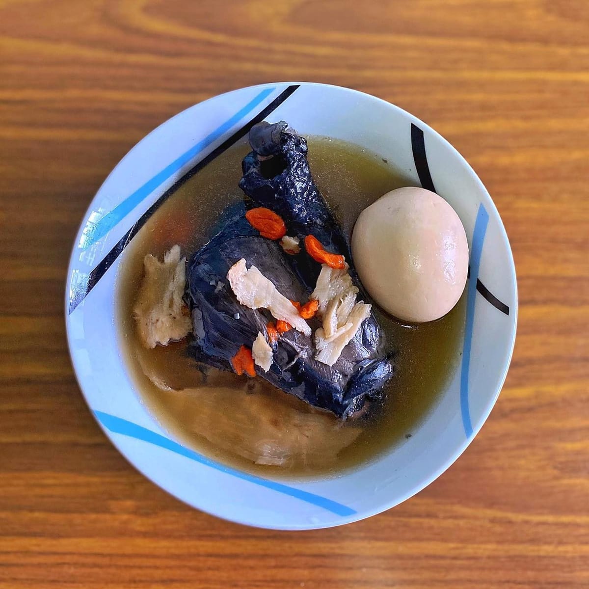 Dang Gui Black Chicken Herbal Soup