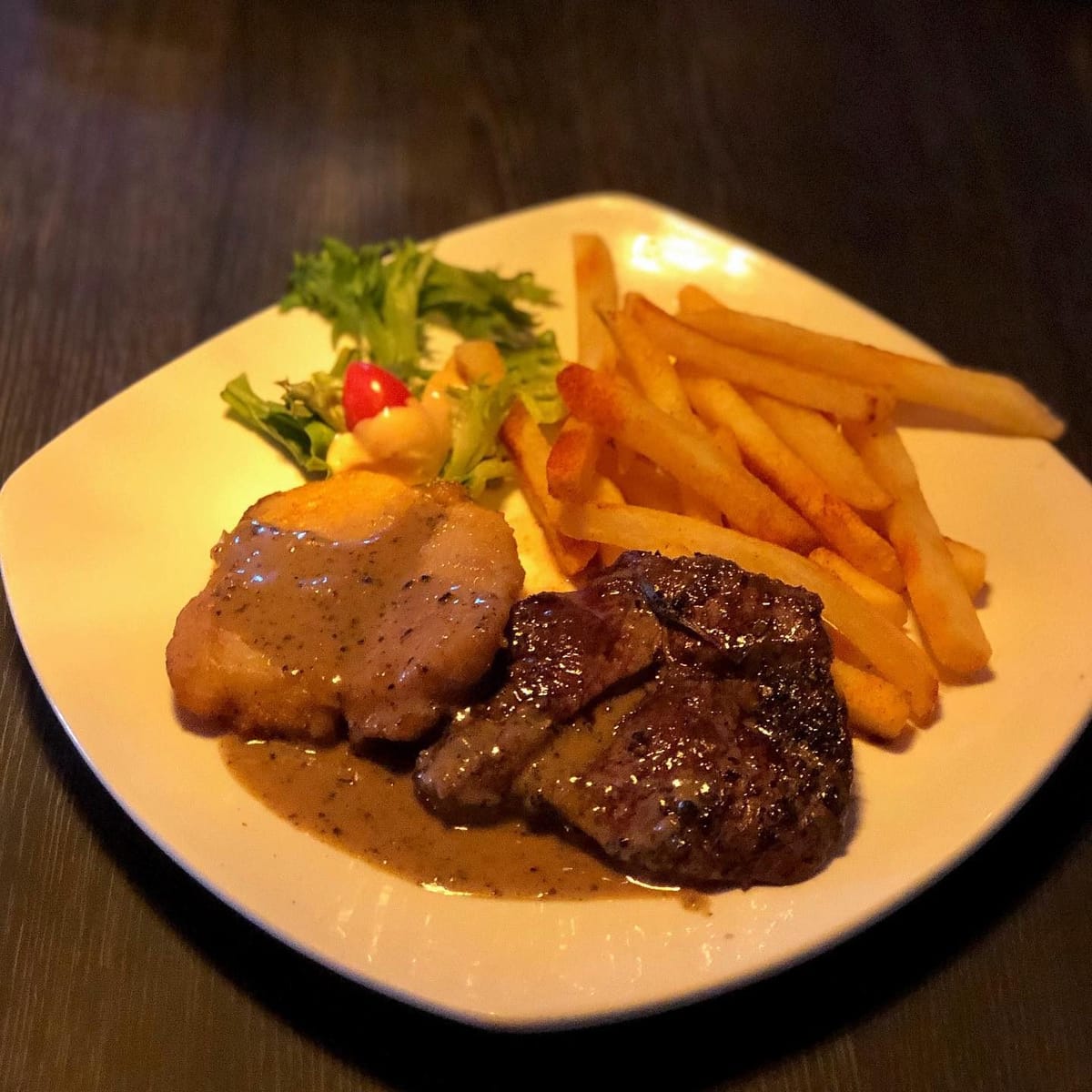 Surf & Turf🏄🏻‍♀️ The beef was very tender and juicy