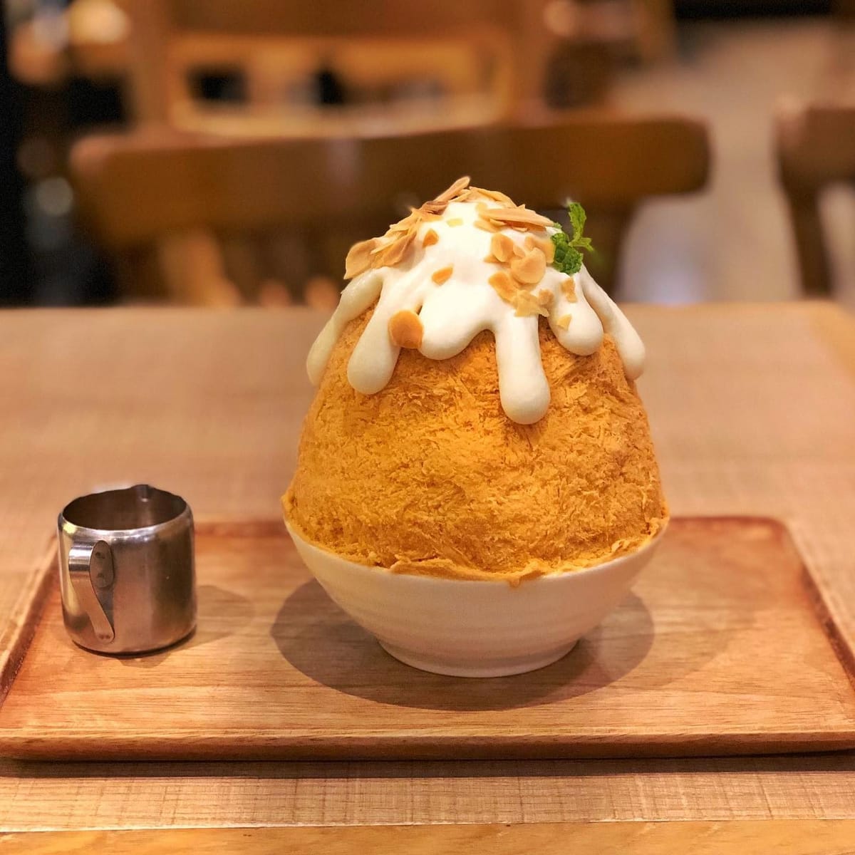 First stop after arriving in the land of food 🇹🇭 Thai Tea Kakigori 🍃