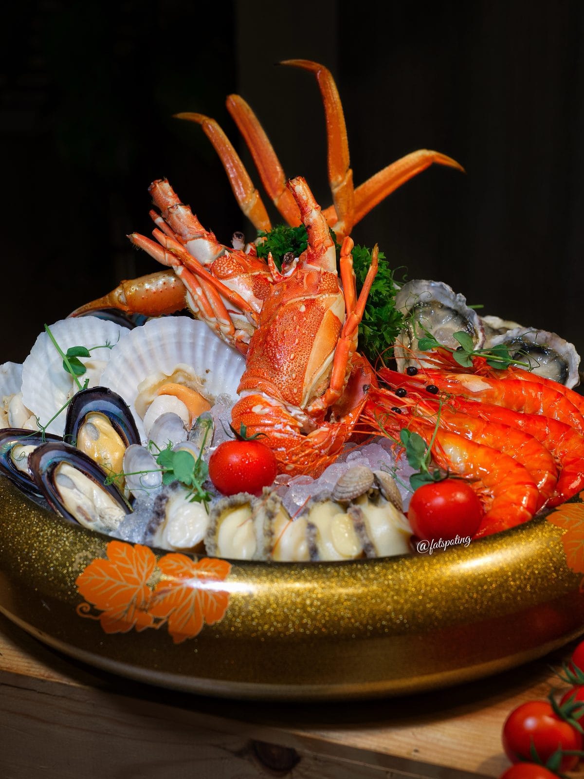 Holiday Inn Singapore Atrium has given its halal-certified buffet a pr