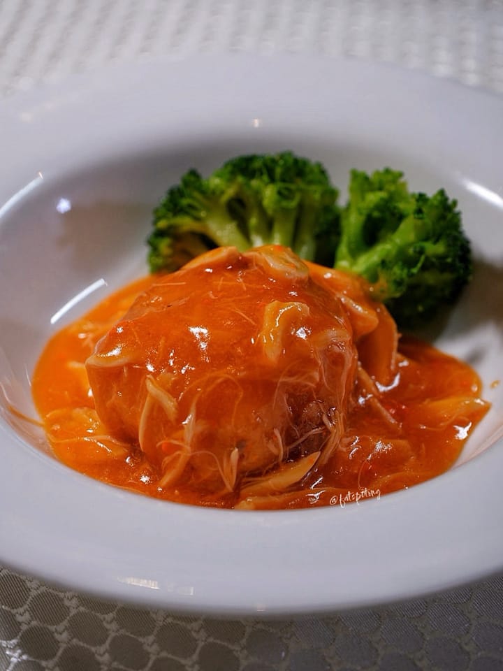 Wah Lok Cantonese Restaurant CNY 2026 at Carlton Hotel Singapore