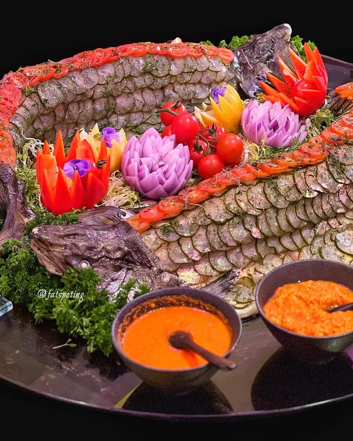 Holiday Inn Singapore Atrium — Festive Takeaways 2022