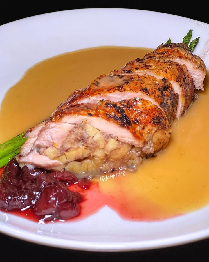 This Yuletide season, celebrate the season of giving at @labelleepoque