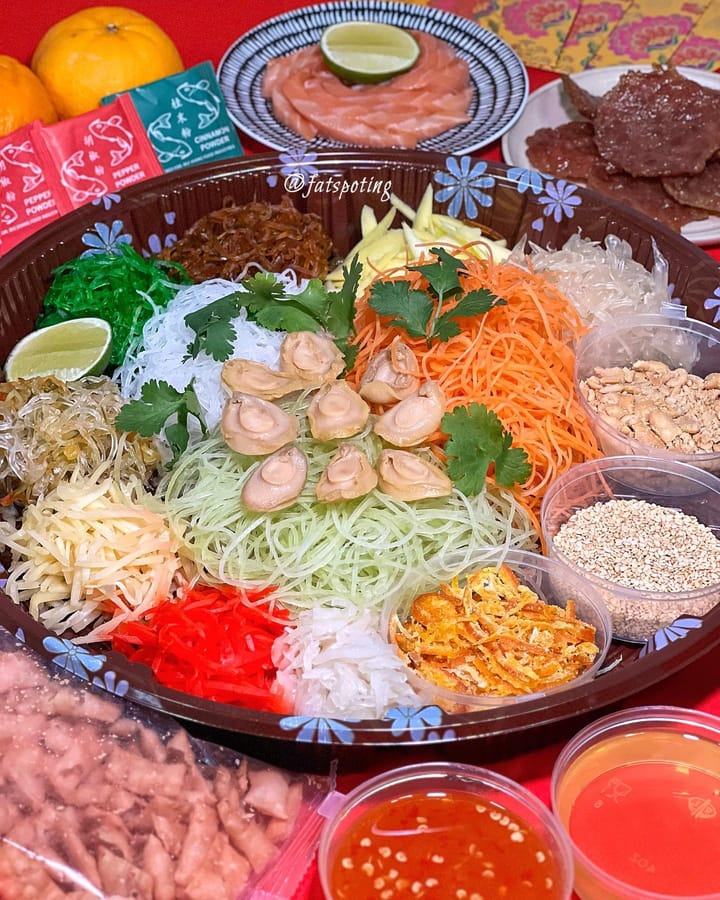 Holiday Inn Singapore Little India — Thai Yu Sheng for CNY 2023