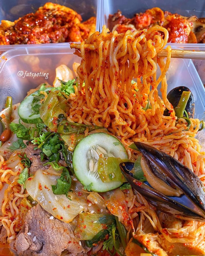 Malamama — Halal Mala Xiang Guo at Kedai Kopi