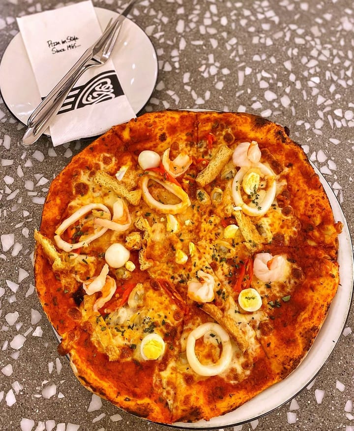 PizzaExpress — Laksa Pizza