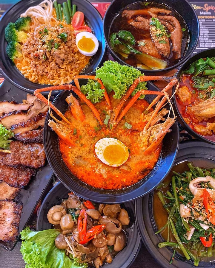 Soi Aroy — Thai Collagen Soup at Sim Lim Square