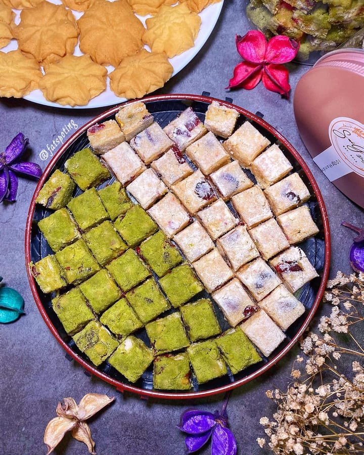 Sui Generis Delights — Hearty Home-Baked Goods