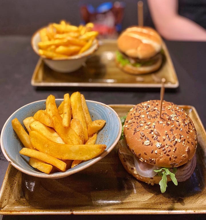 HANS IM GLÜCK — Beef Burger with House Sauces