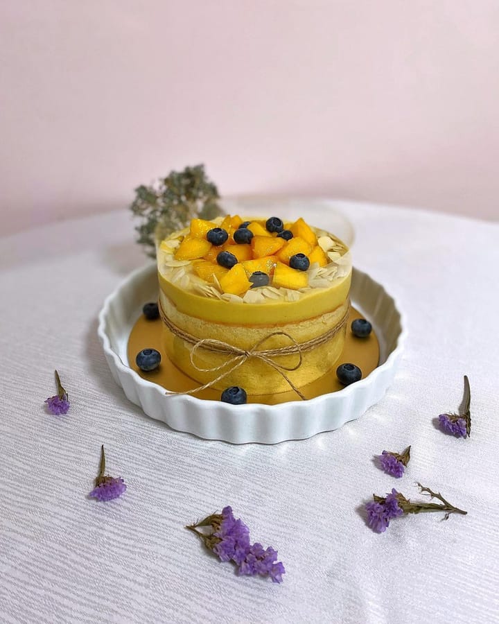 Lainesbakes — Mango Avalanche Cake Series