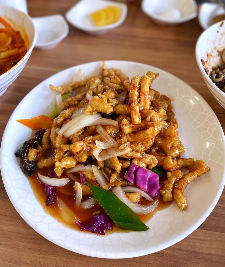 Mukjja — Tangsuyuk Sweet & Sour Pork