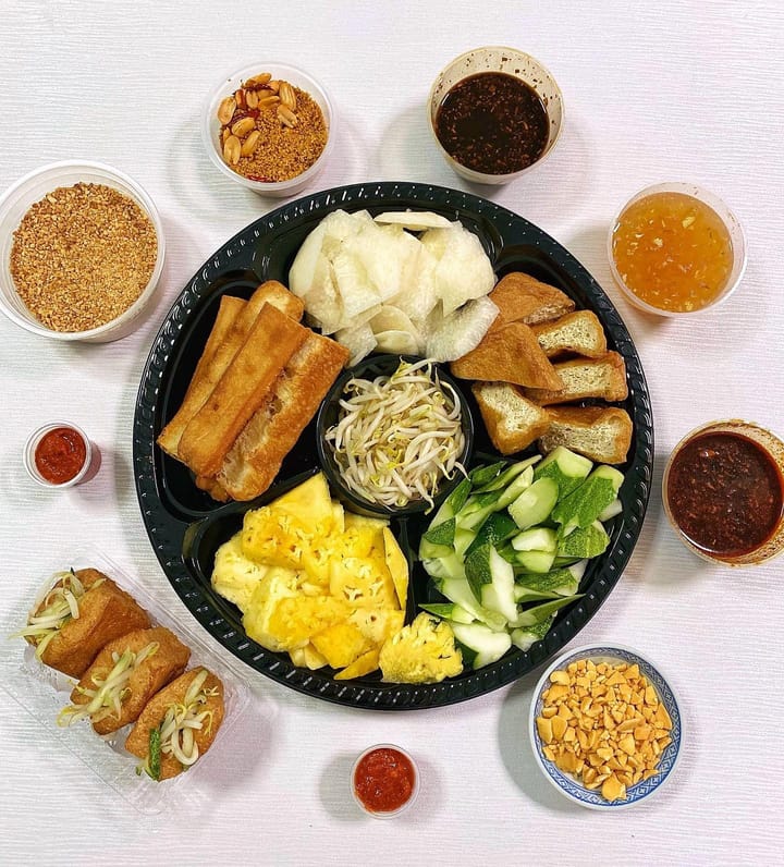 Torch Gingerr — Rojak Platter with Yuzu & Mala Sauces