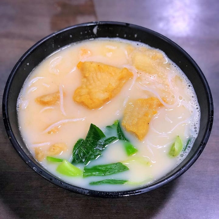 Sliced Fish Bee Hoon Soup with Milk