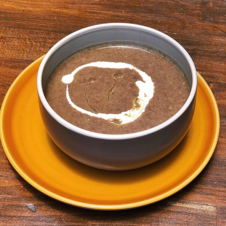 Mushroom Soup with Truffle Oil 🍄