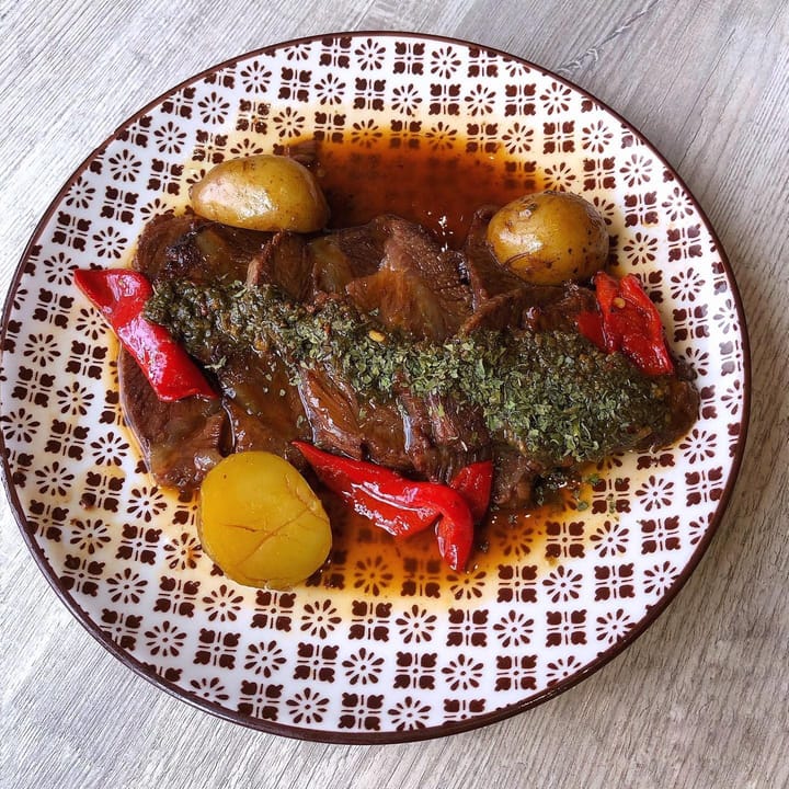 Carrilleras De Ternera Con Pimientos Del Piquillo || Beef Cheeks with