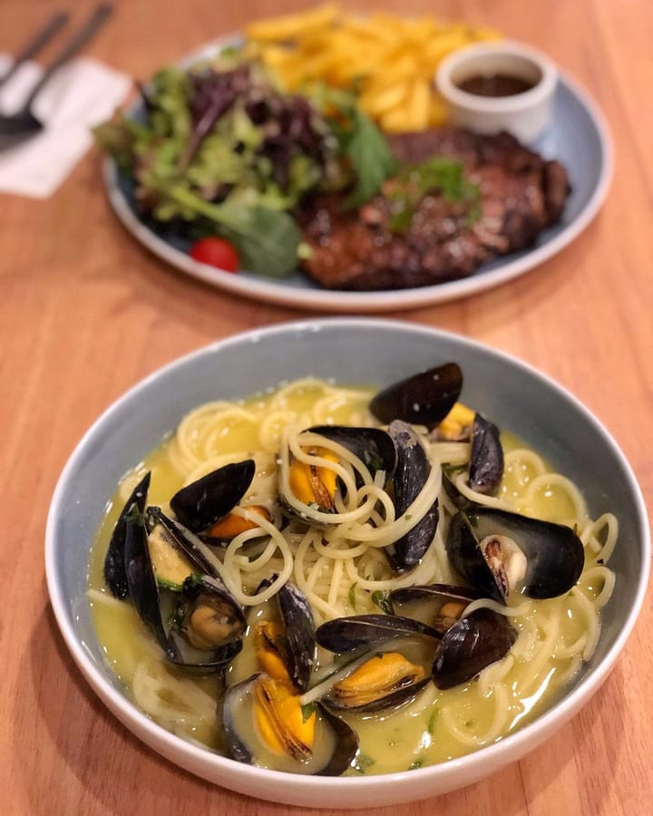 White Wine Mussels Pasta🥂