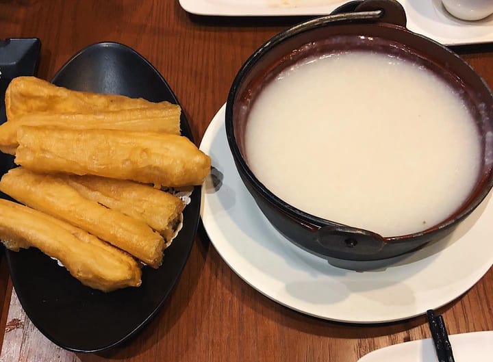 Slightly expensive but nonetheless, a good authentic dim sum restauran