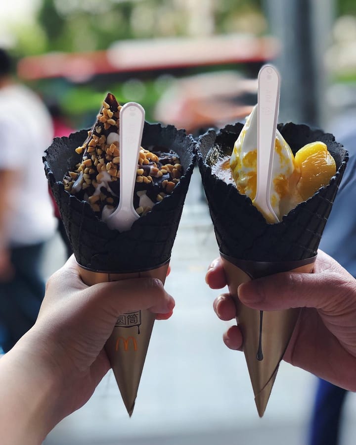 Shen Zhen’s Macdonalds offer atas mac’s ice cream on top of the normal $0